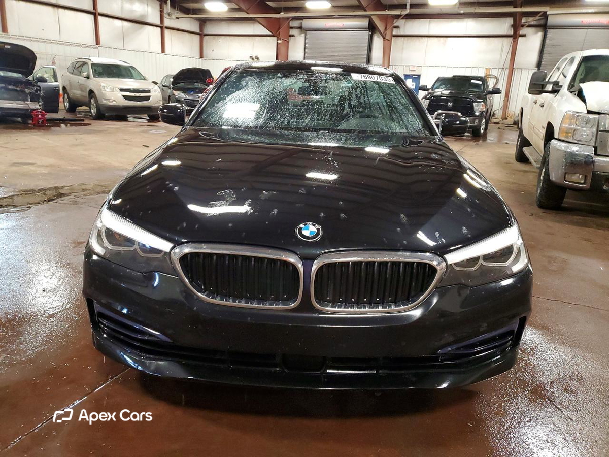 BMW Series 5 2019