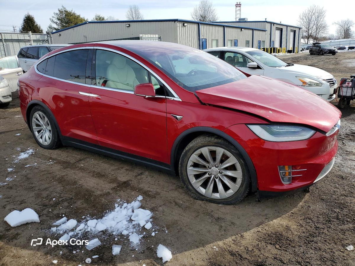 Tesla Model X 2020