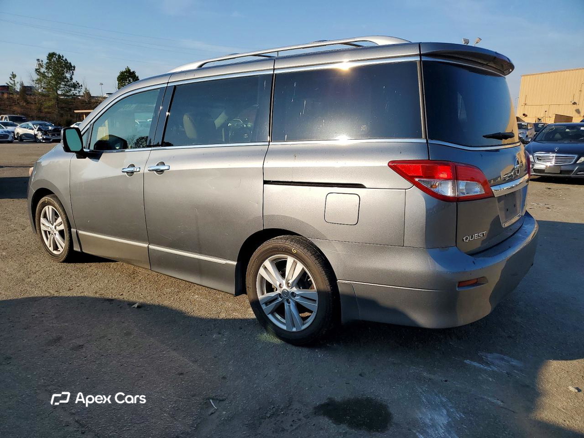 Nissan Quest 2015