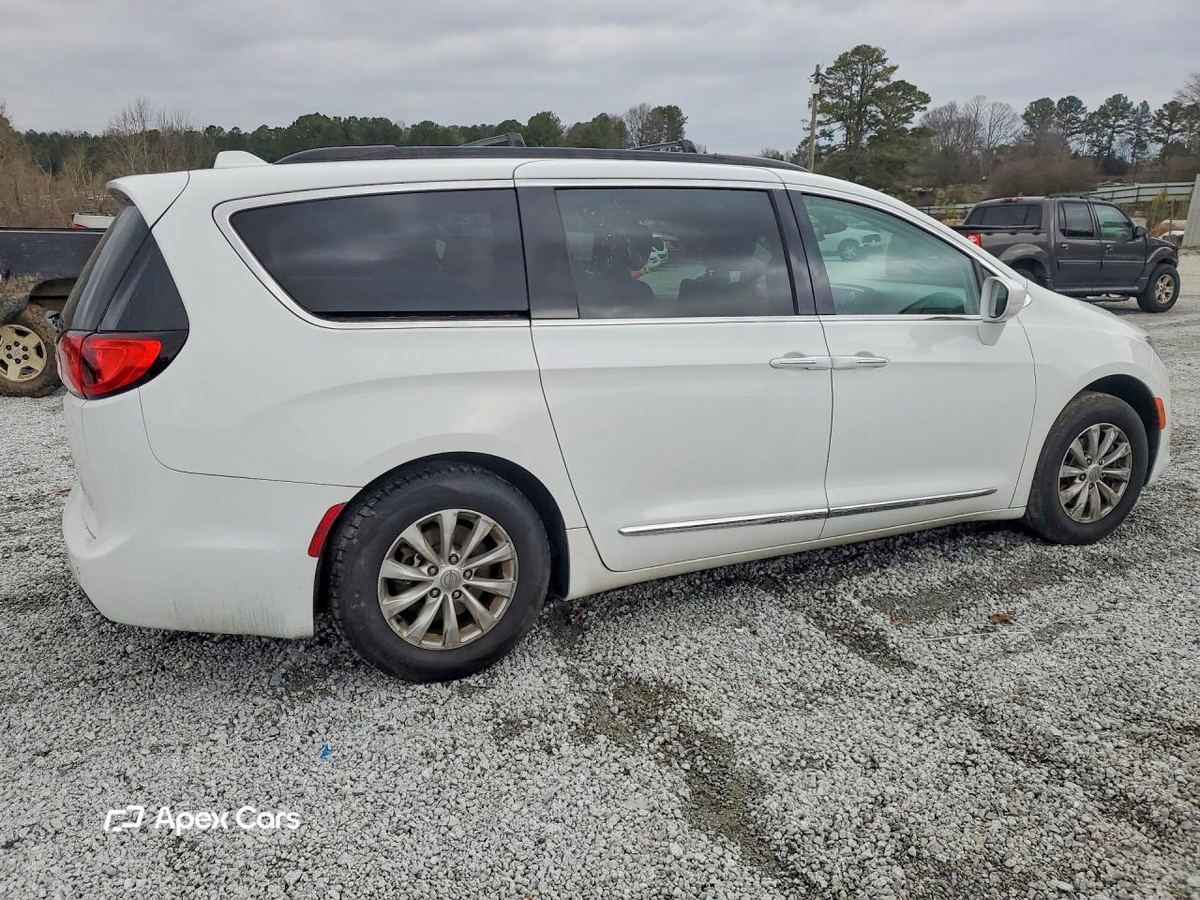 Chrysler Pacifica 2017
