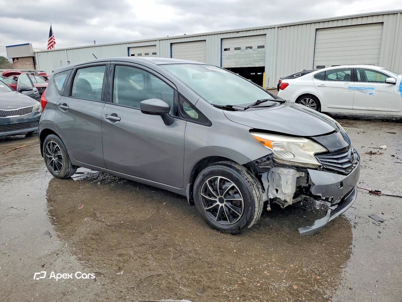Nissan Versa 2016