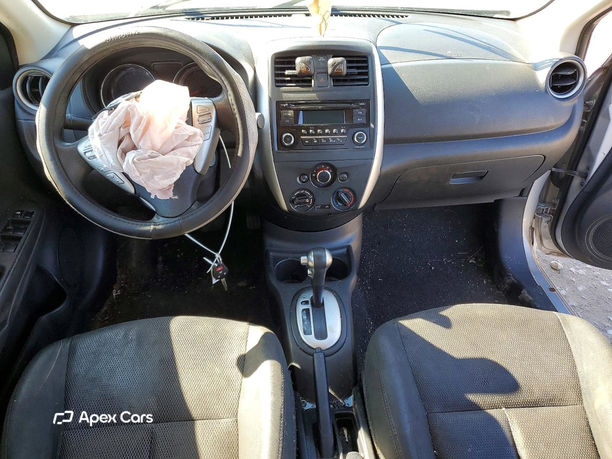 Nissan Versa 2016