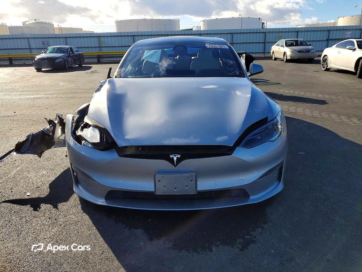 Tesla Model S 2024