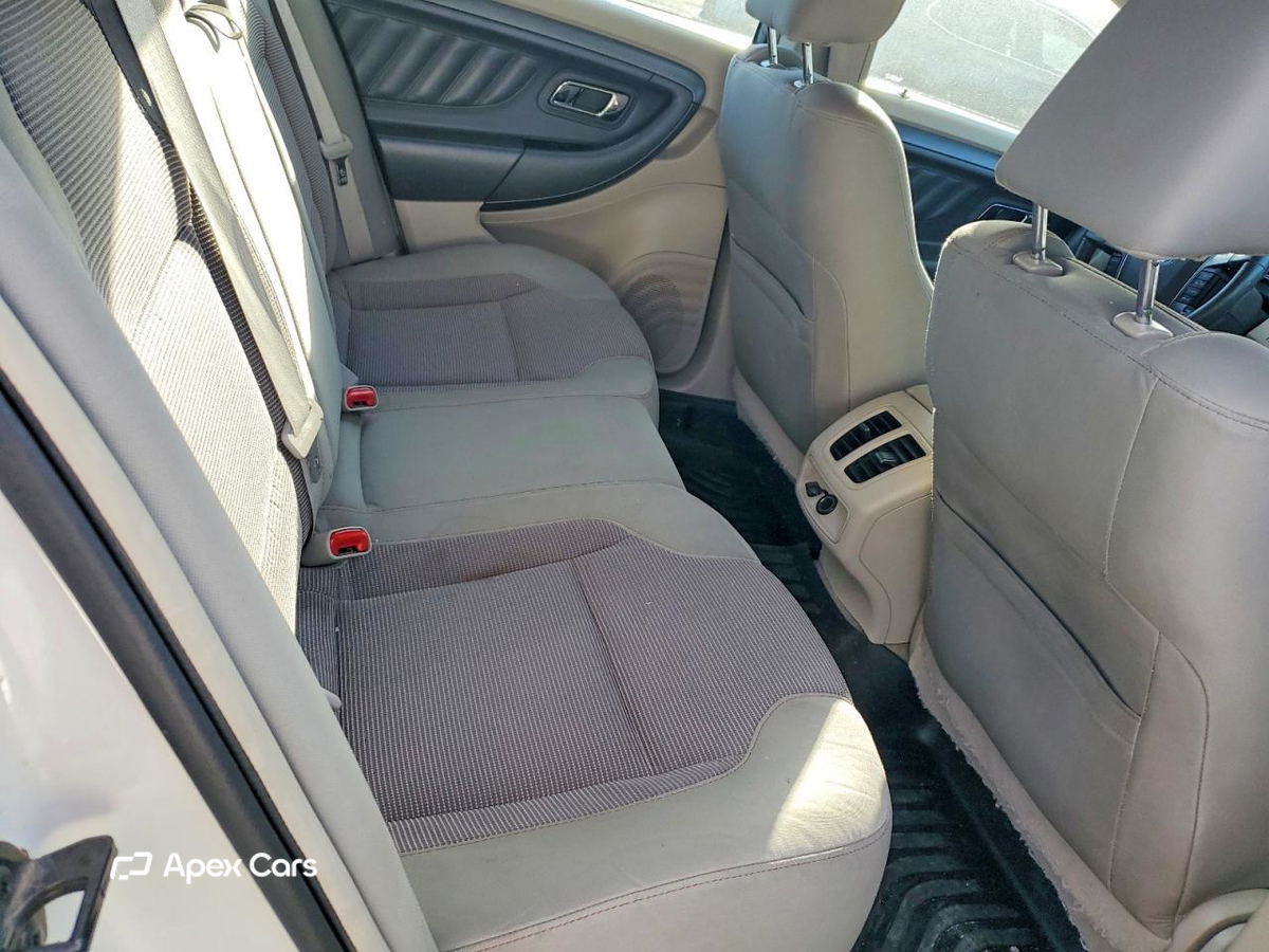 Ford Taurus 2012