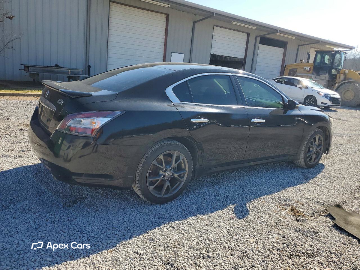Nissan Maxima 2014