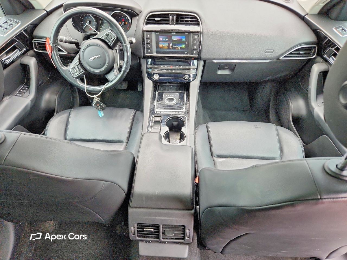 Jaguar F-Pace 2017