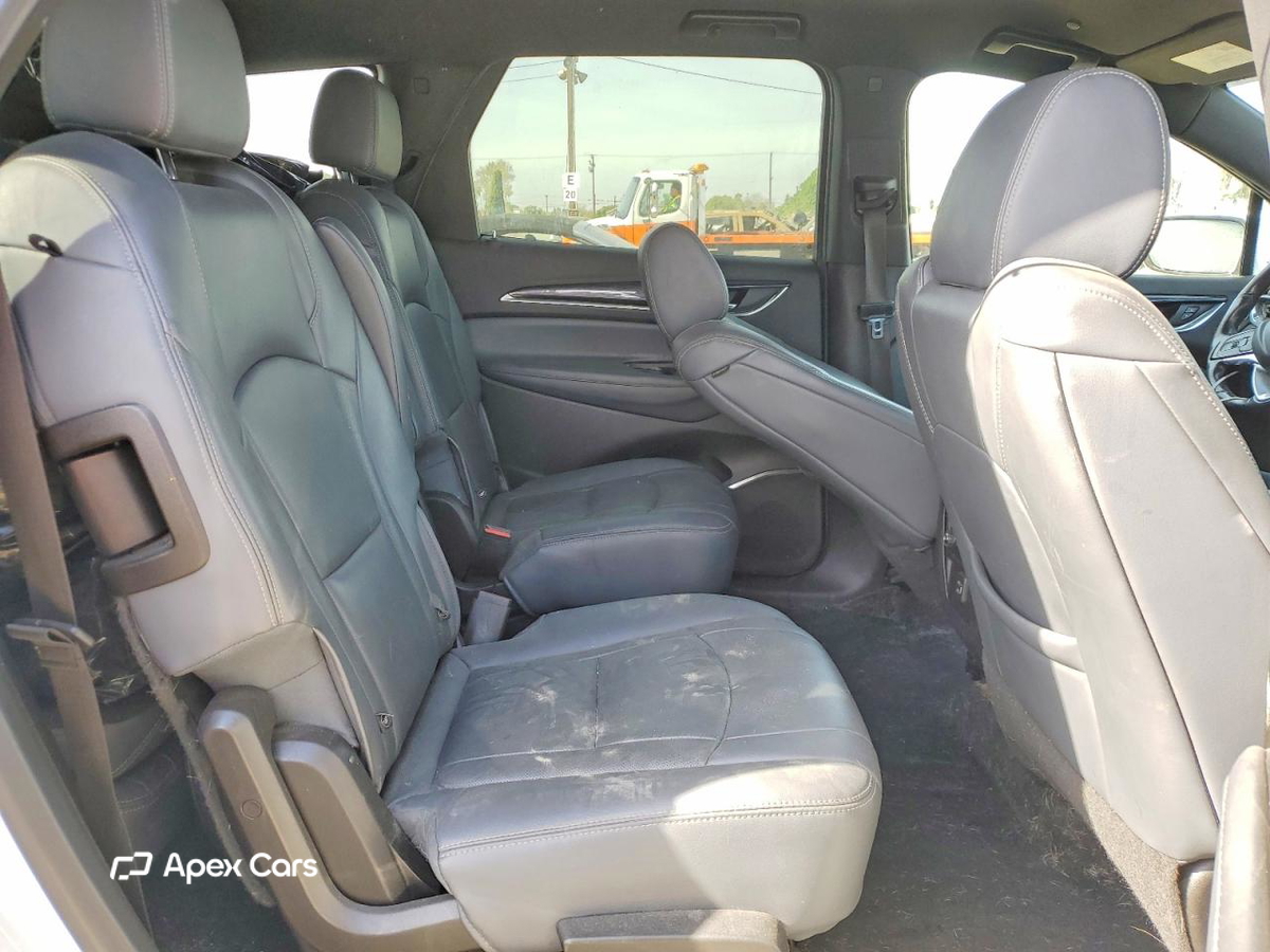Buick Enclave 2022