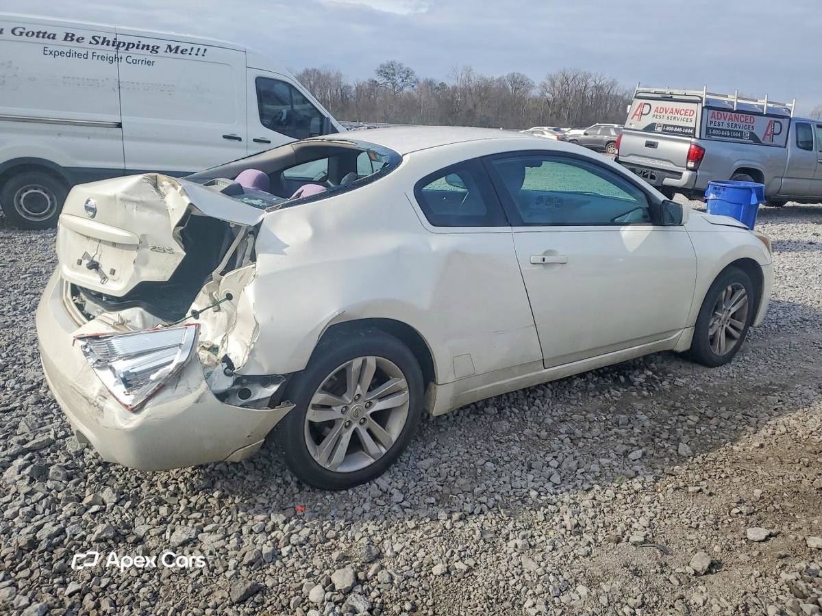 Nissan Altima 2012
