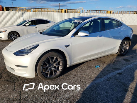 Tesla Model 3 2019 - Image 1 of 12