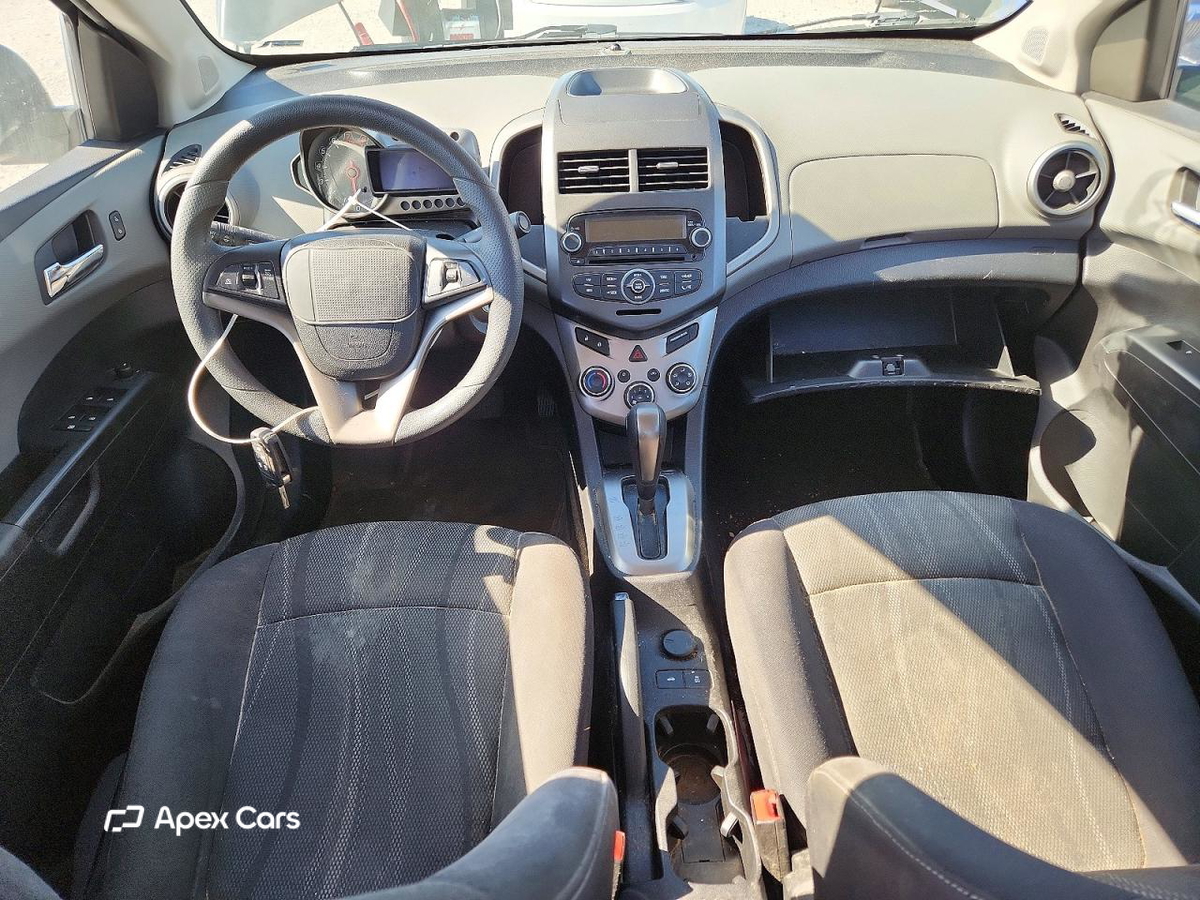 Chevrolet Sonic 2015