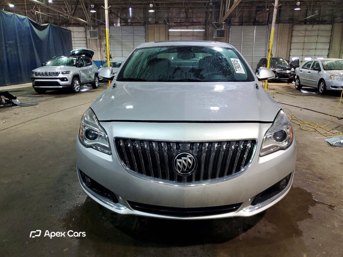 Buick Regal 2016