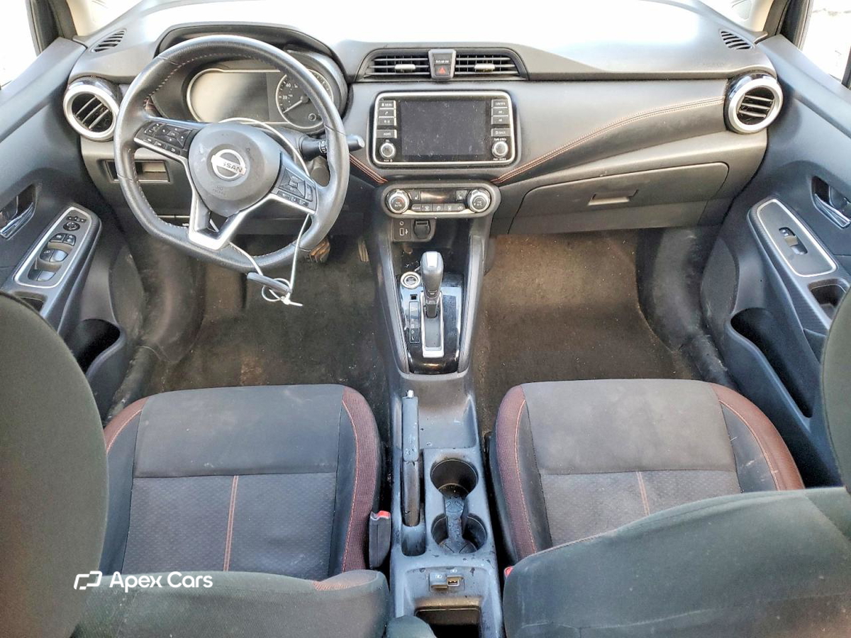 Nissan Versa 2020