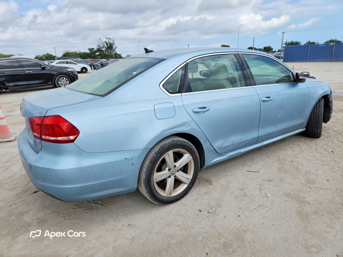 Volkswagen Passat 2012