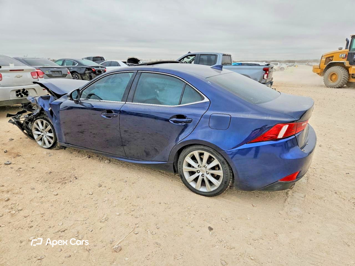 Lexus IS 2015