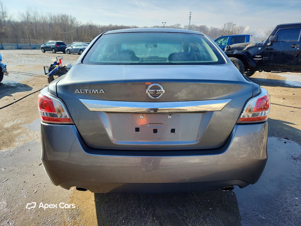 Nissan Altima 2015