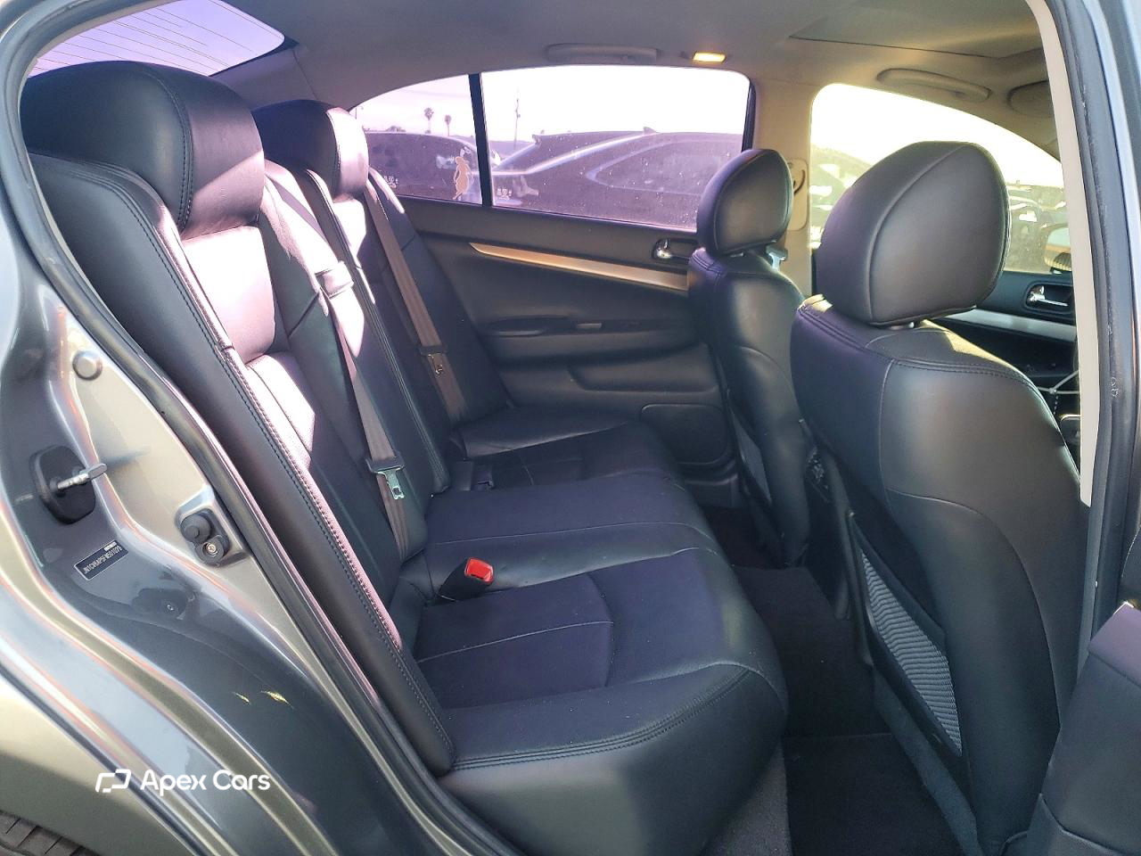 Infiniti Q40 2015