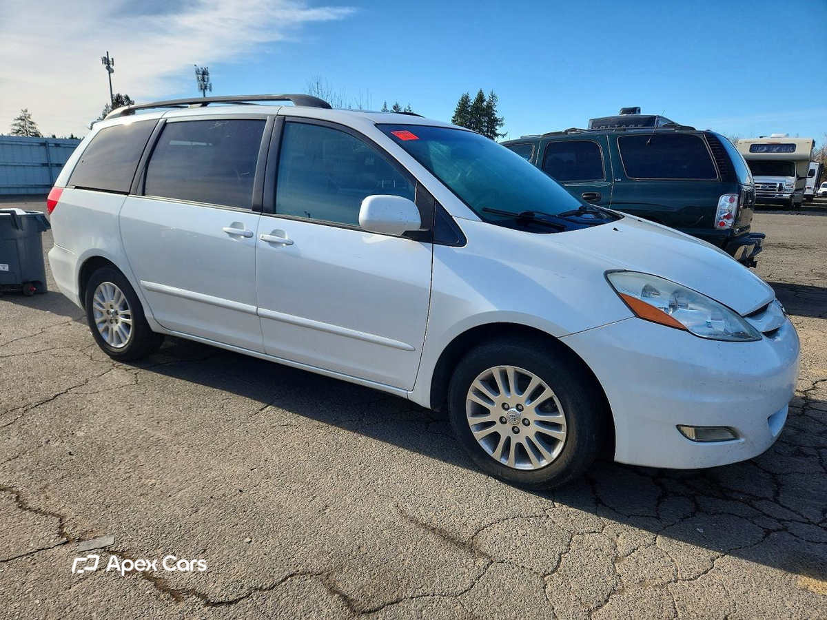 Toyota Sienna 2010
