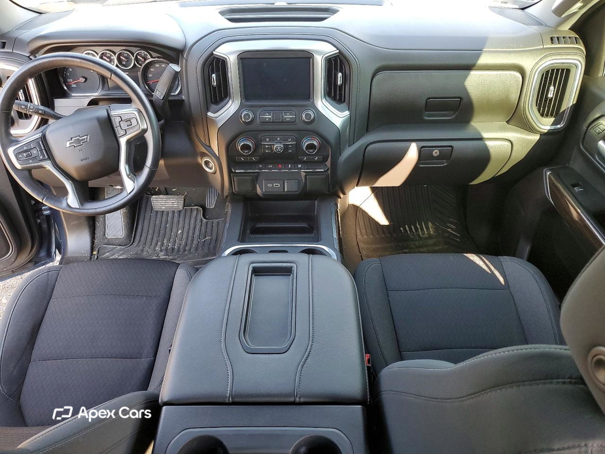 Chevrolet Silverado 2021