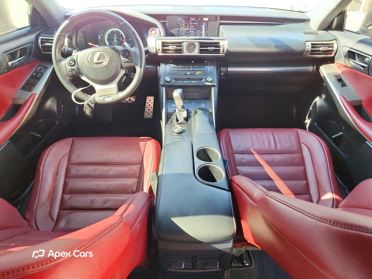 Lexus IS 2015