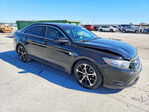 Ford Taurus 2016