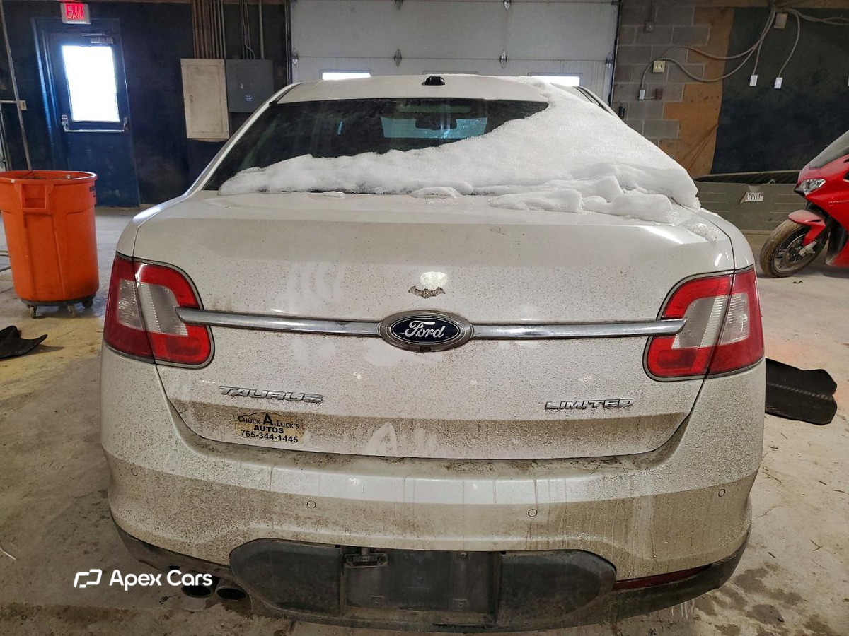 Ford Taurus 2011