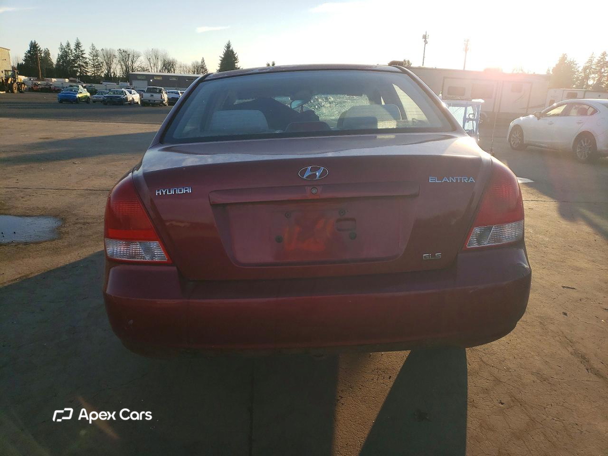 Hyundai Elantra 2002