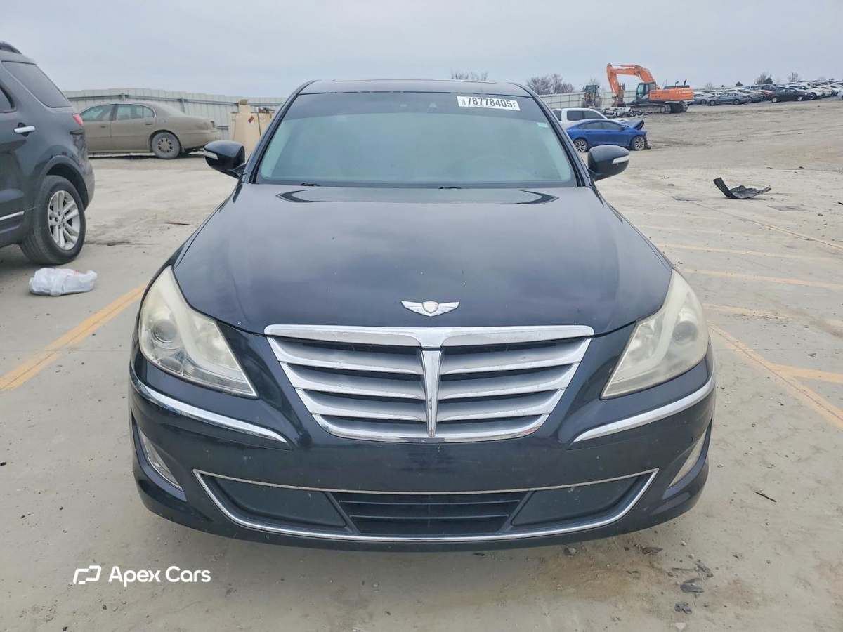 Hyundai Genesis 2012