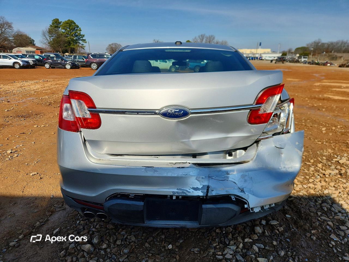 Ford Taurus 2011