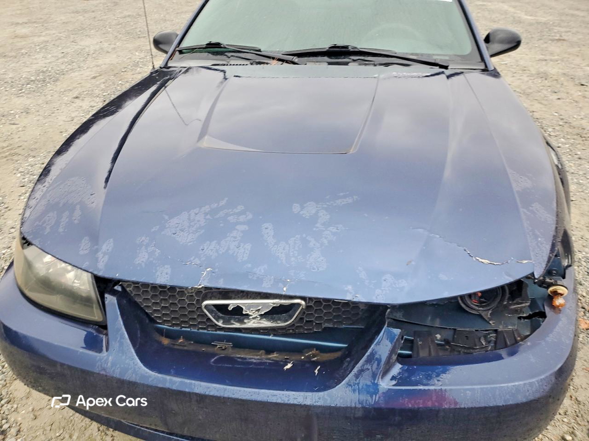 Ford Mustang 2003