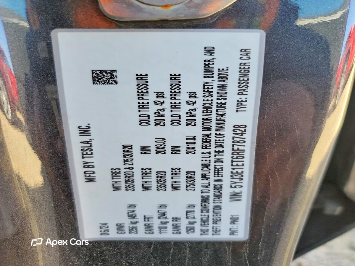 Tesla Model 3 2024