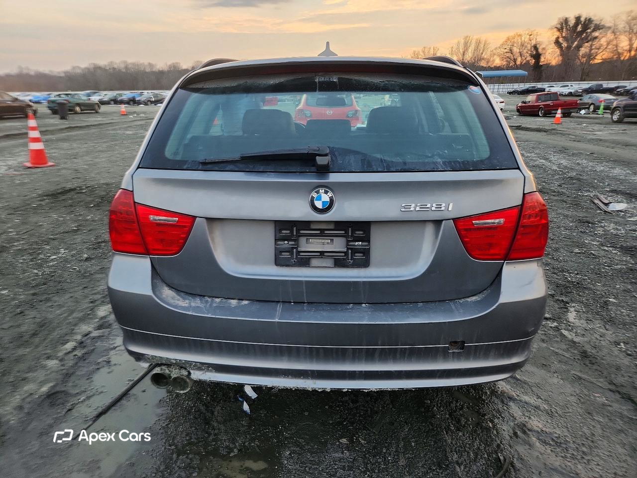 BMW Series 3 2011