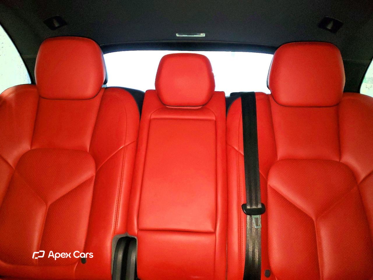 Porsche Cayenne 2016