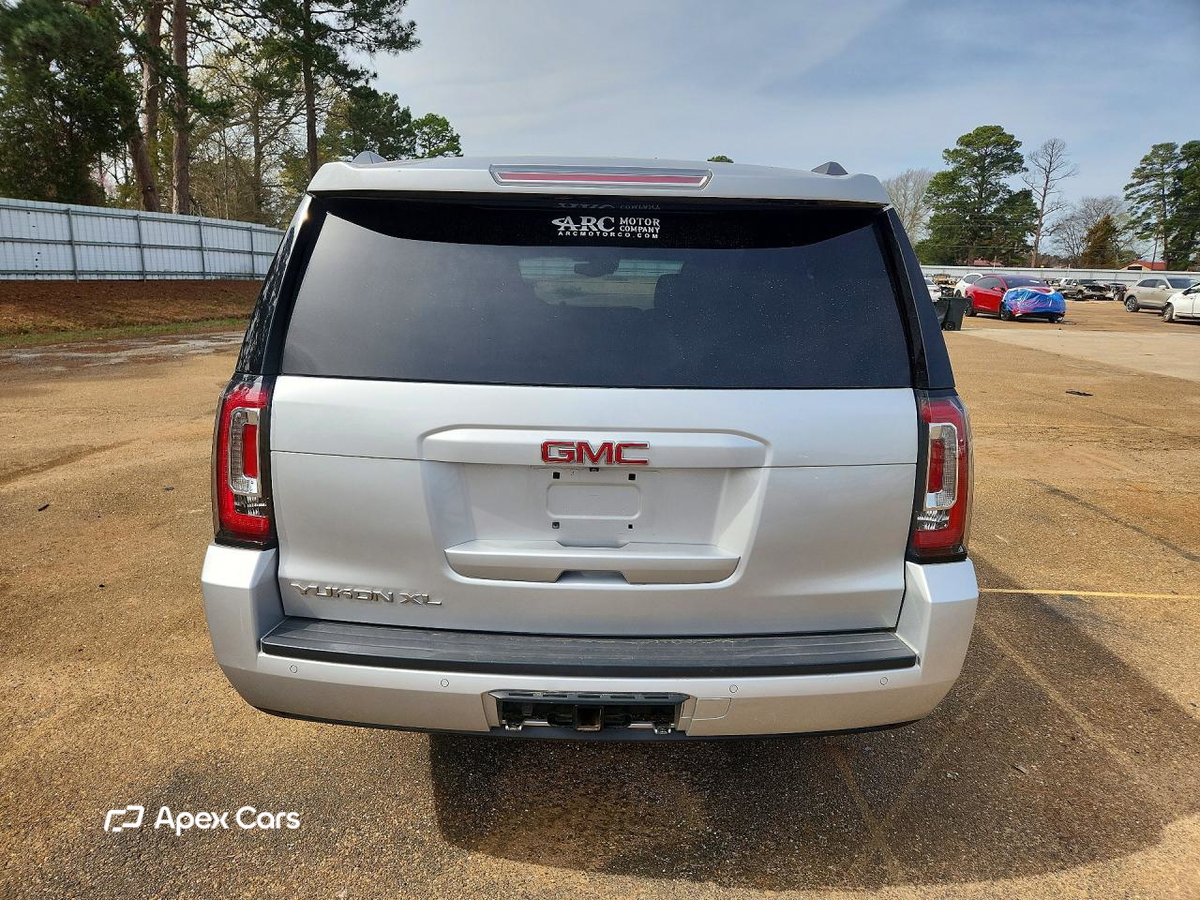 GMC Yukon 2015