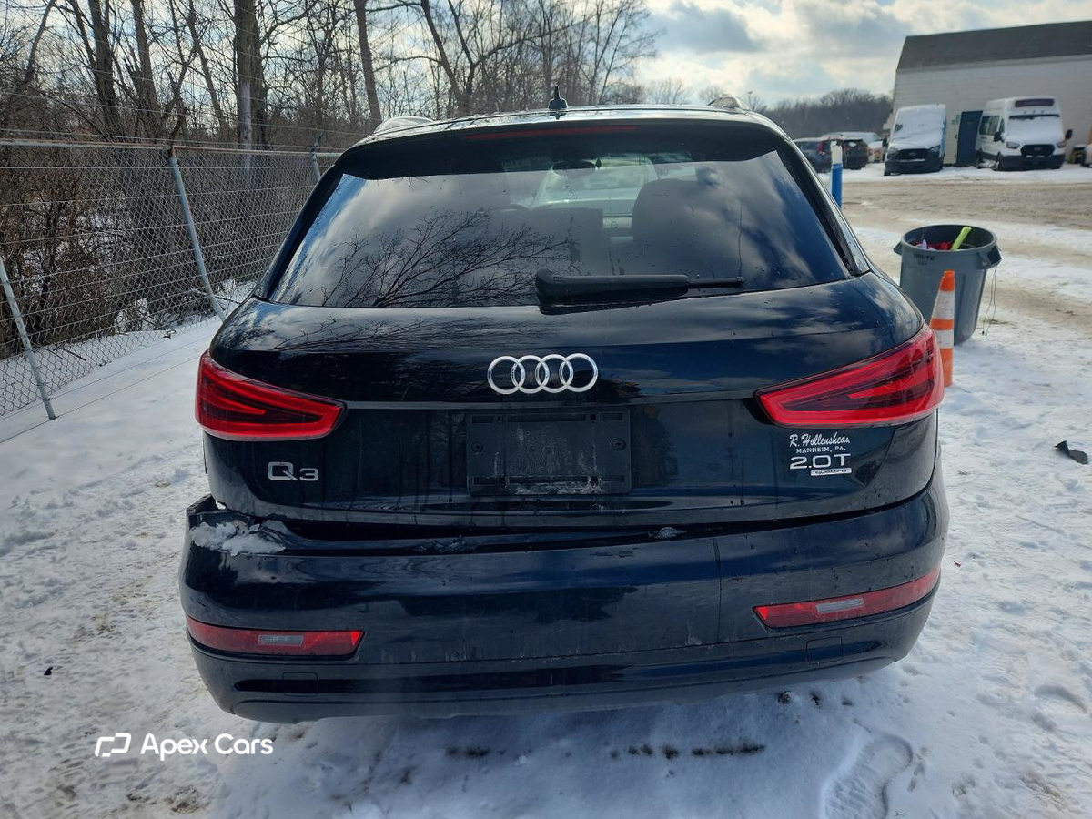 Audi Q3 2015