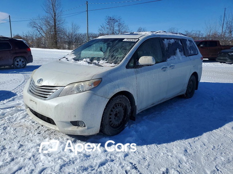 Toyota Sienna 2011 - Image 1 of 13