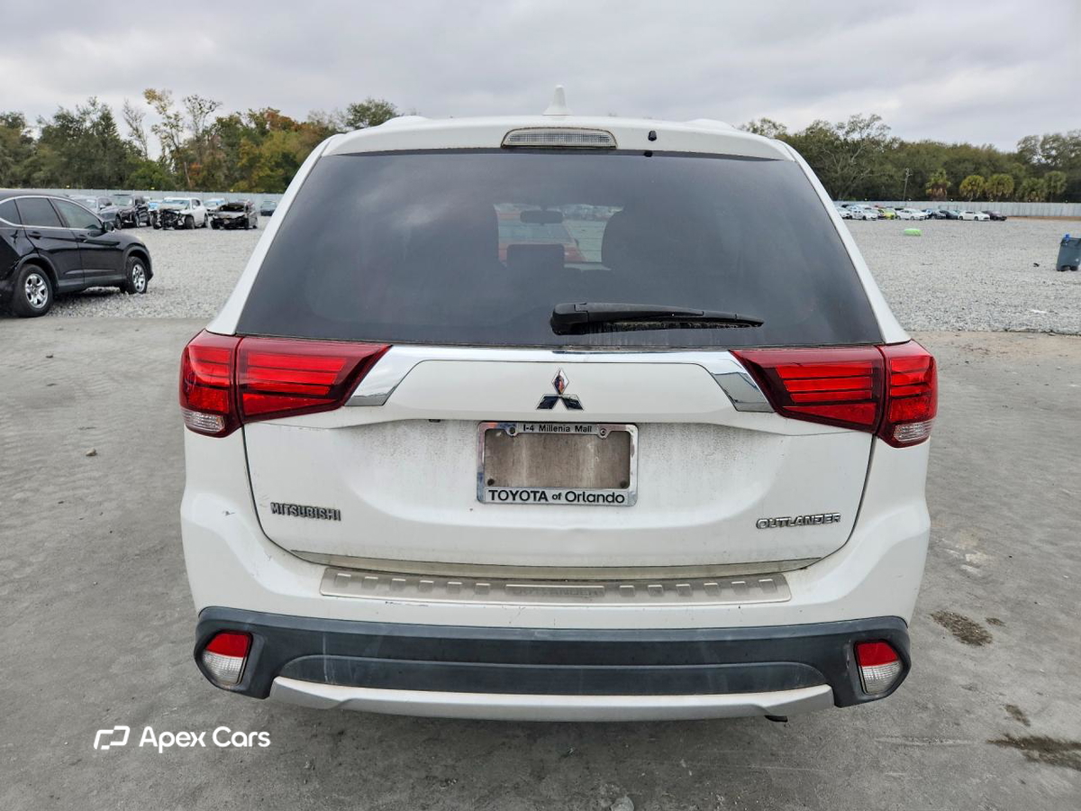 Mitsubishi Outlander 2017