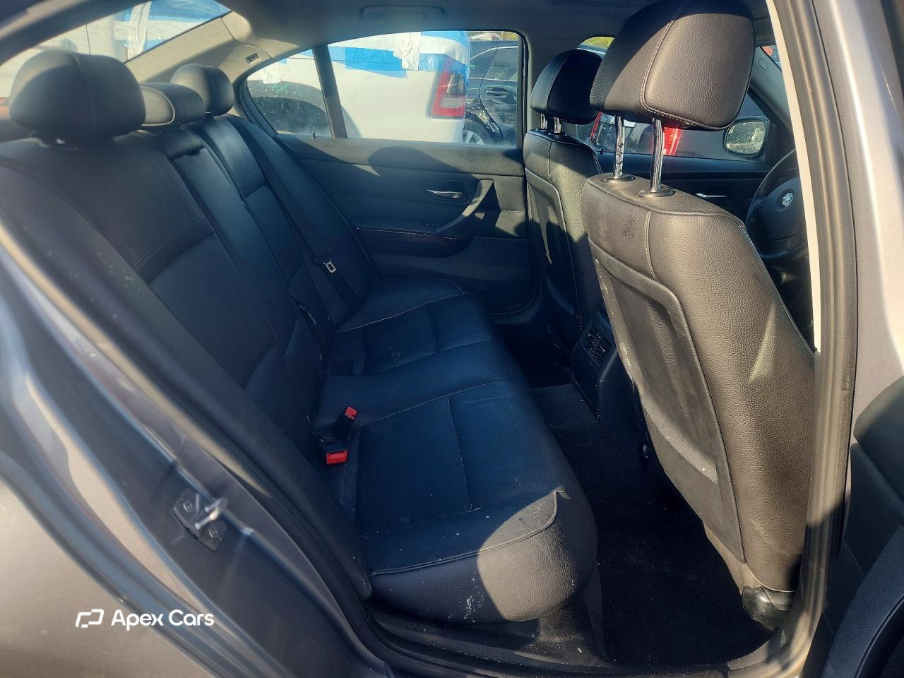 BMW Series 3 2011