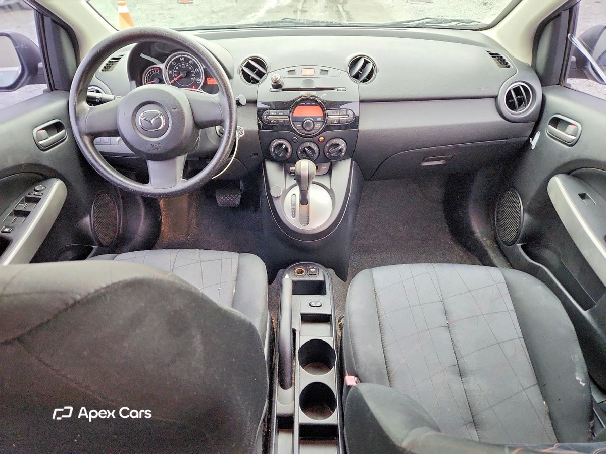 Mazda 2 2014