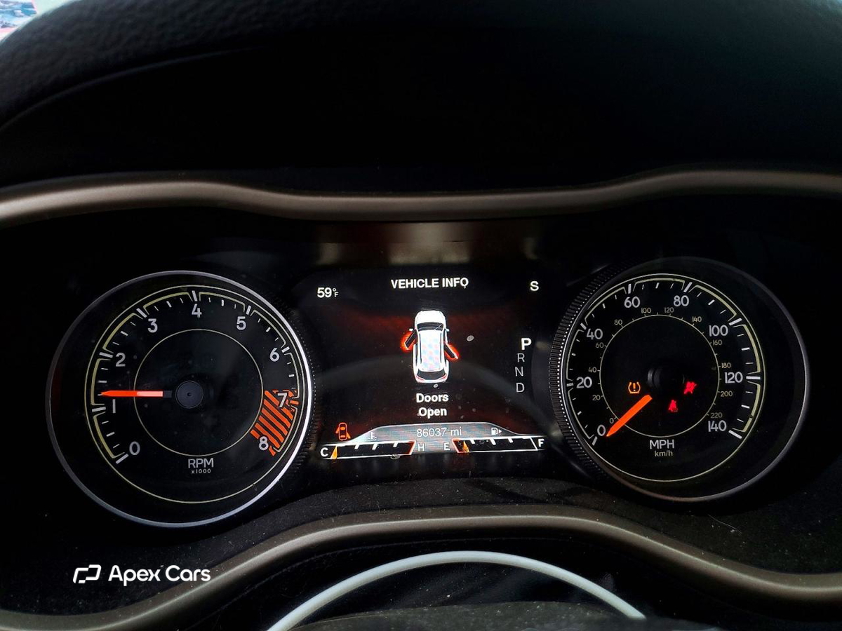 Jeep Grand Cherokee 2015