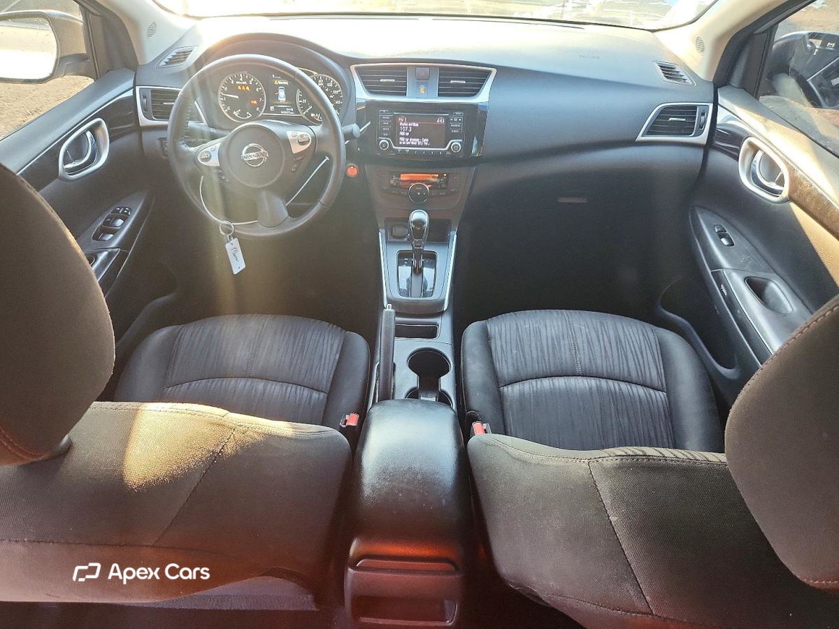 Nissan Sentra 2018