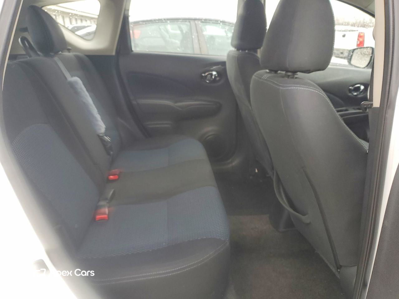 Nissan Versa 2016