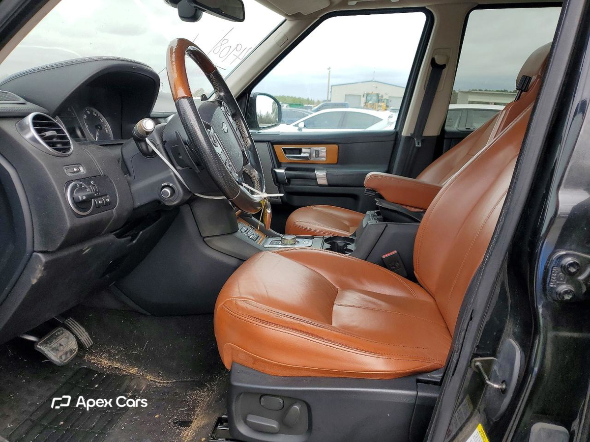 Land Rover LR4 2016