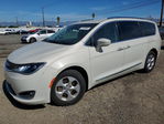 Chrysler Pacifica 2017