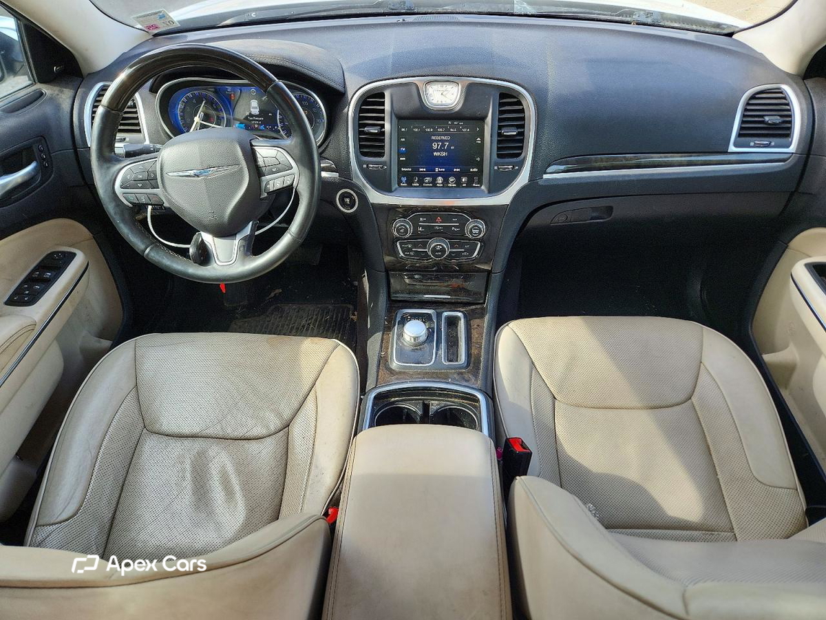 Chrysler 300 2016