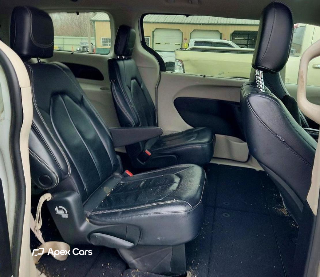 Chrysler Pacifica 2022