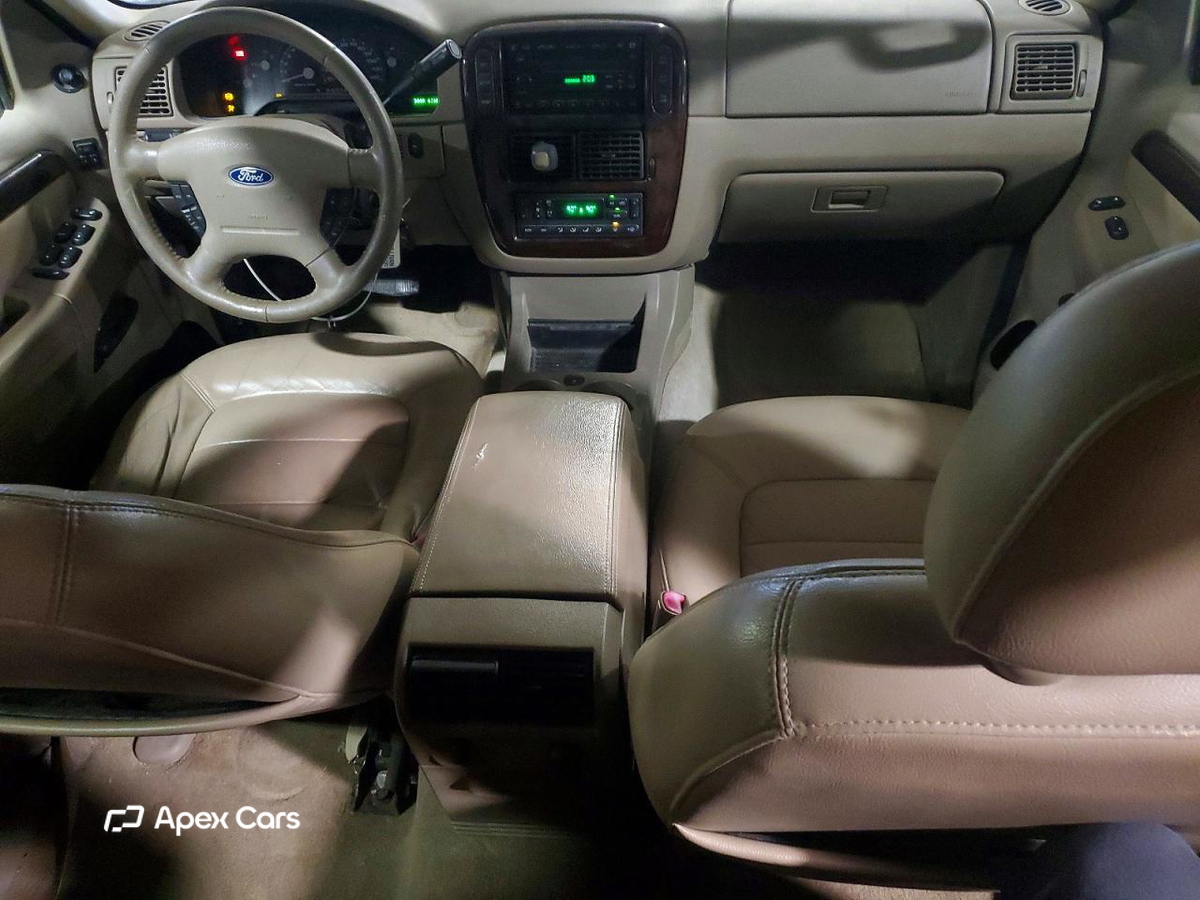 Ford Explorer 2004