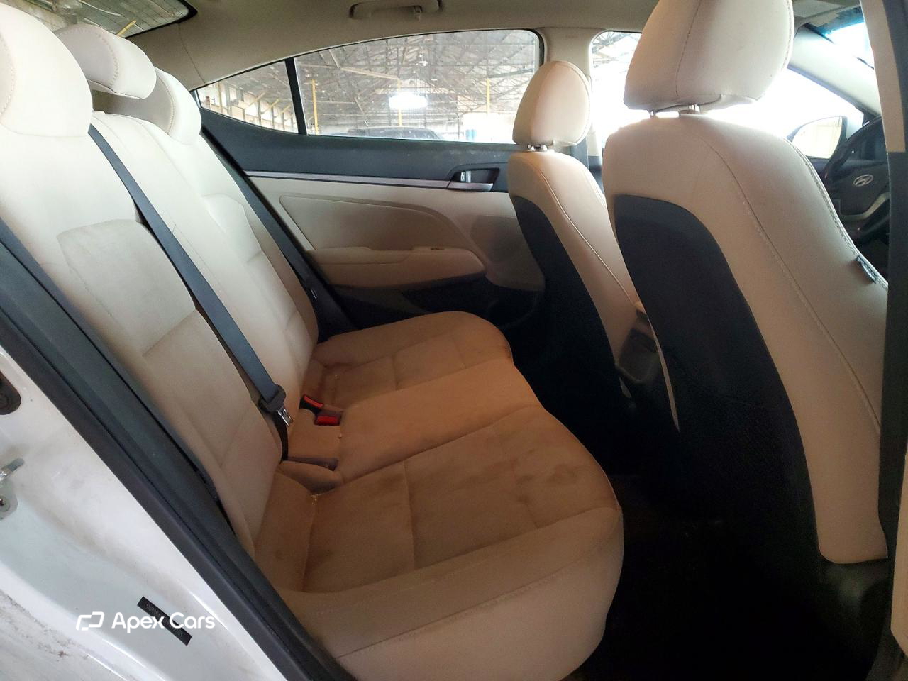 Hyundai Elantra 2017