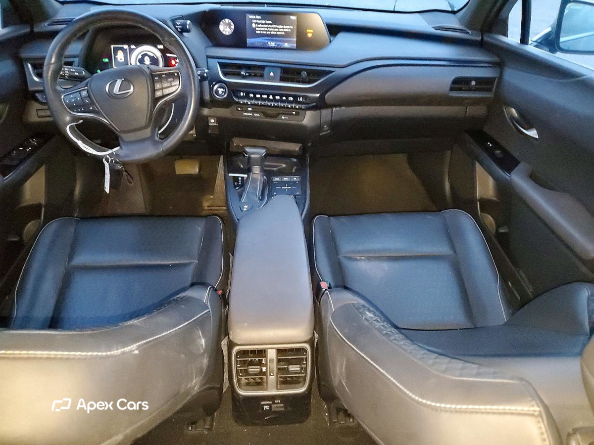 Lexus UX 2020