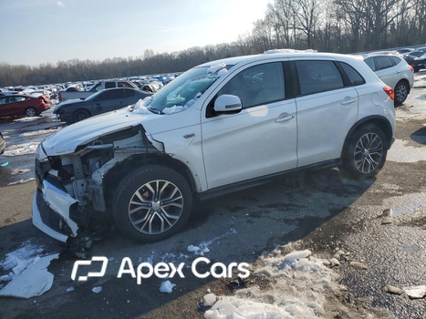 Mitsubishi Outlander 2017 - Zdjęcie 1 z 14