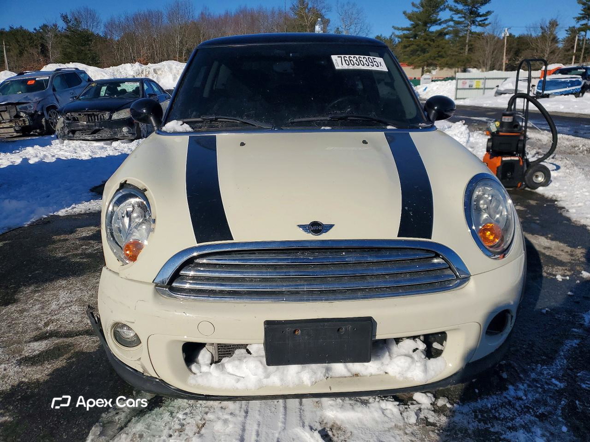 MINI Cooper 2013